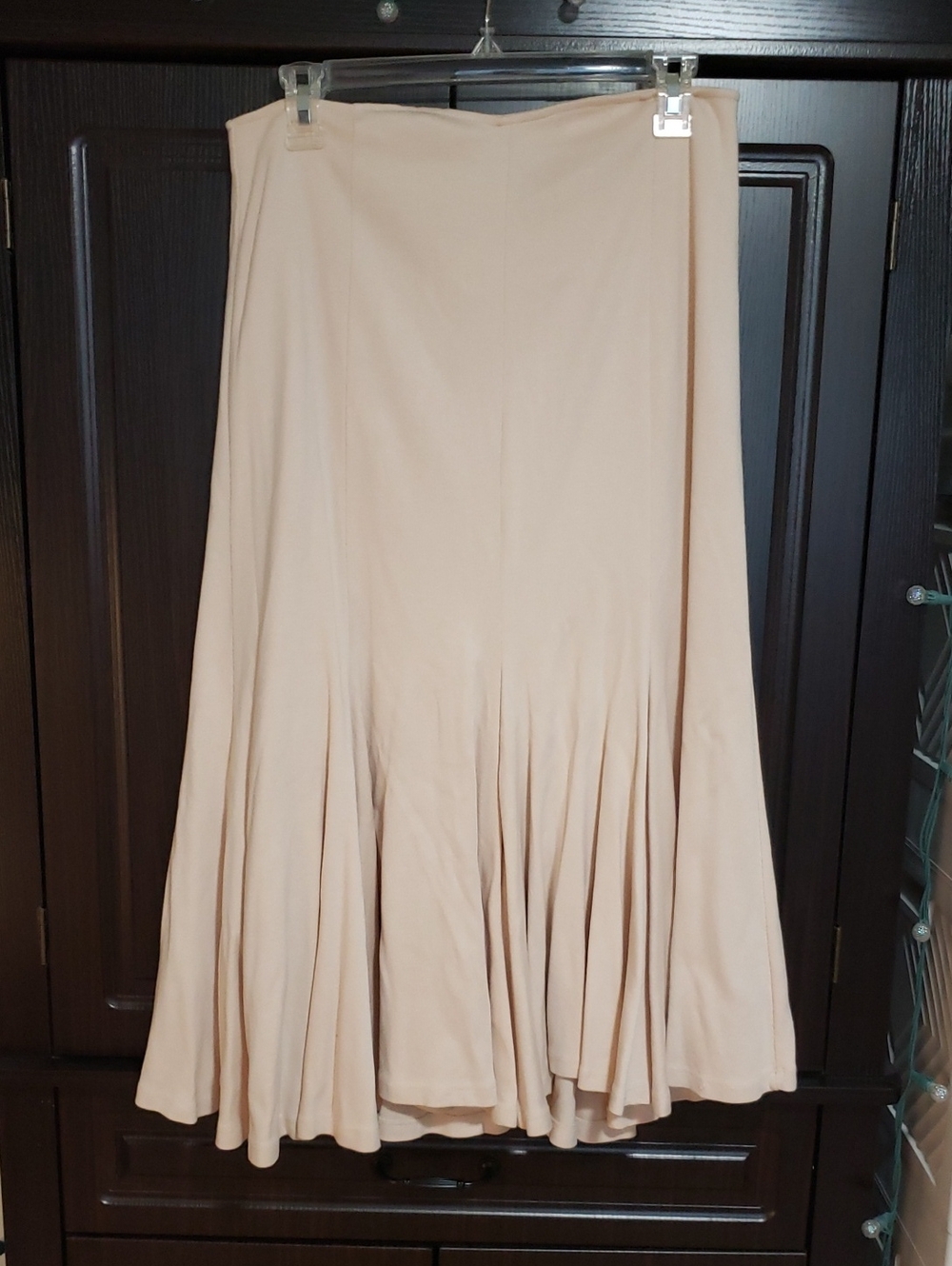 Like New! Anthropologie HD In Paris Tulip Hem Midi A-Line Skirt, Beige, Size 14